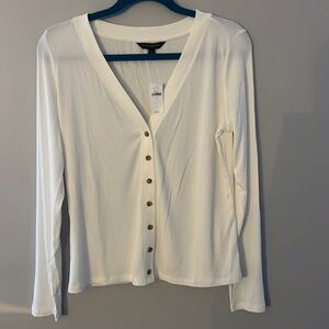 Banana republic, white size medium button top. NWT